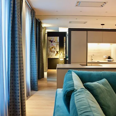 Velvet In Rambla Cataluna Apartment