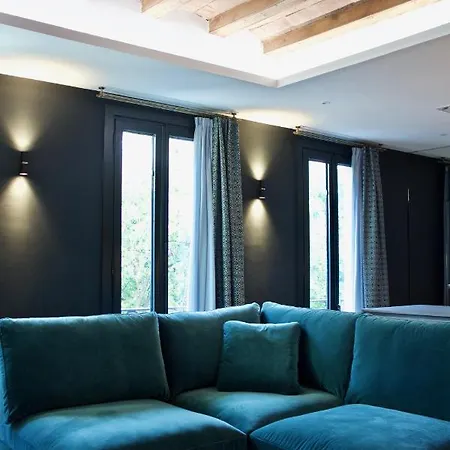 Apartment Velvet In Rambla Cataluna Barcelona